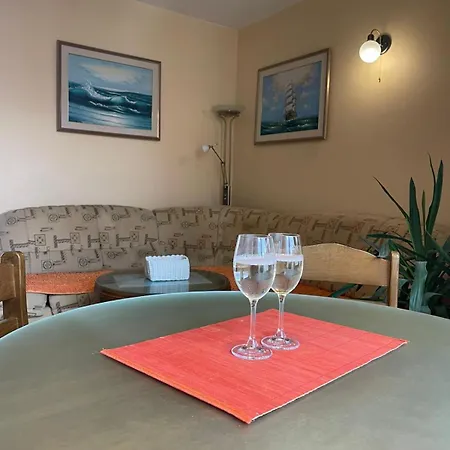 Apartment Center *